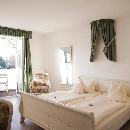 Otel Flair Reuner