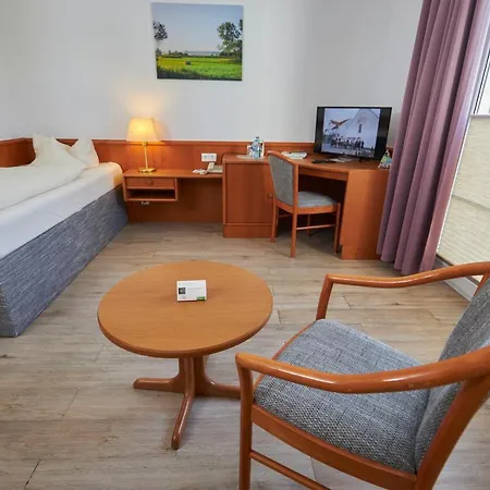 鲁内弗莱尔酒店