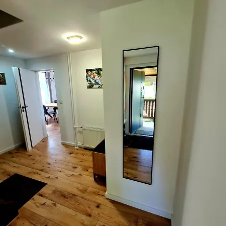 鲁内弗莱尔酒店 3*