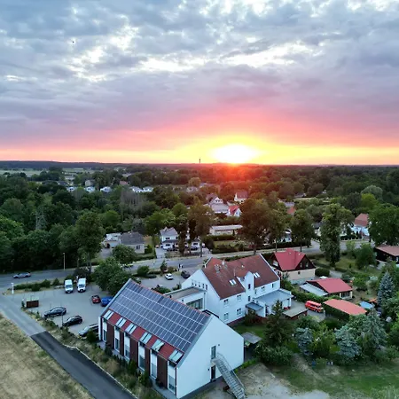 鲁内弗莱尔酒店