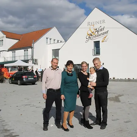Flair Reuner Hotell 3*