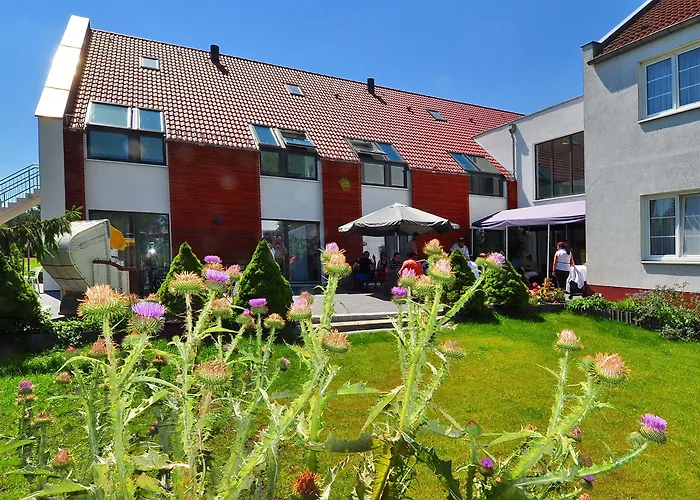 Flair Reuner Hotell 3*